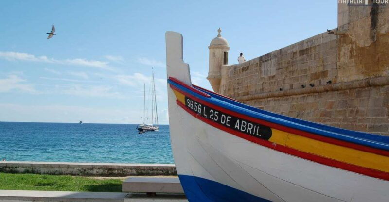 sesimbra-half-day-tour-to-arrabida-with-wine-tasting