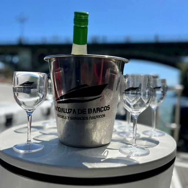sevilla-romantic-boat-ride