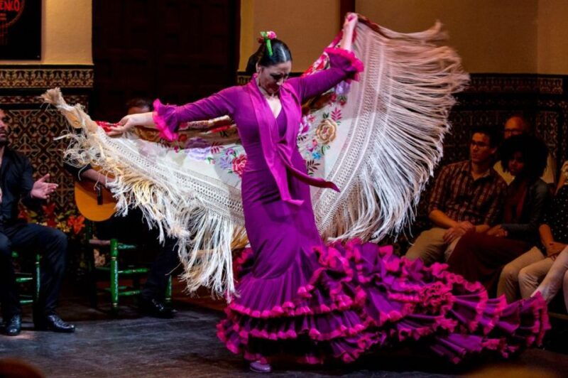 seville-half-day-flamenco-tapas-night