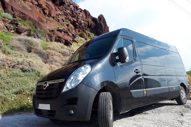shared-departure-transfers-to-airport-or-port-santorini