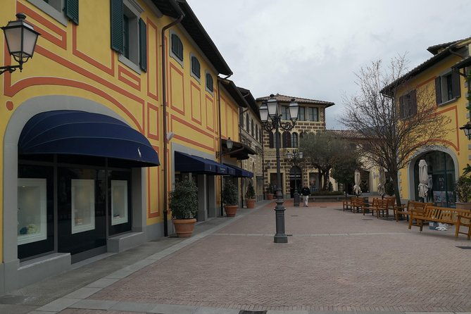 shopping-at-barberino-outlet-from-montecatini-terme-or-grotta-giusti