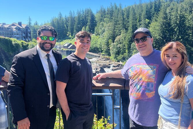 snoqualmie-falls-vip-tour-and-hiking-escape-up-to-7-passengers