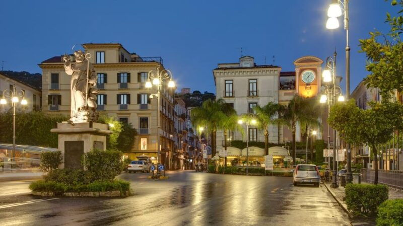 sorrento-night-time-walking-tour-limoncello-tasting