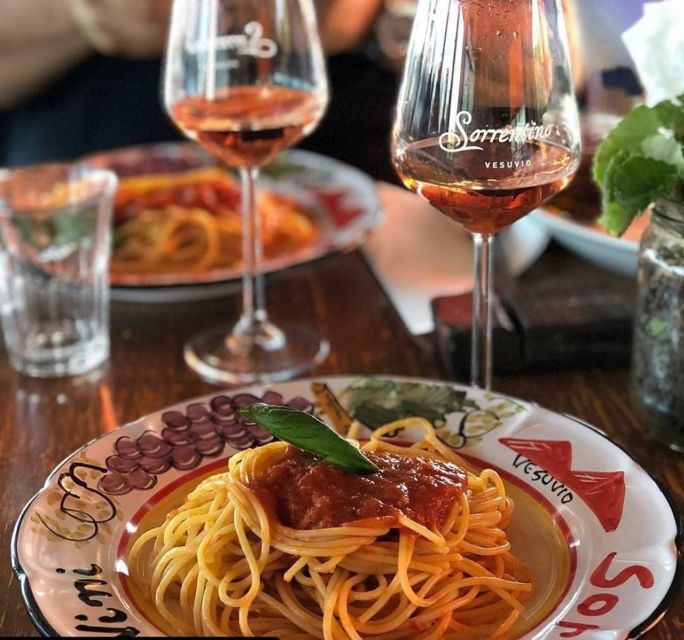 sorrento-pompeii-tour-with-guide-ticket-lunch-included