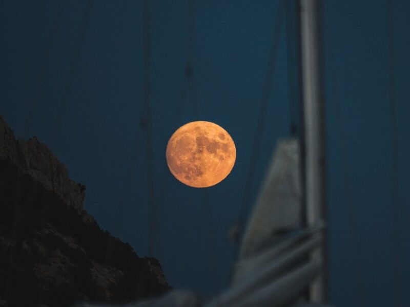 sotogrande-full-moon-on-the-sea-2-hours