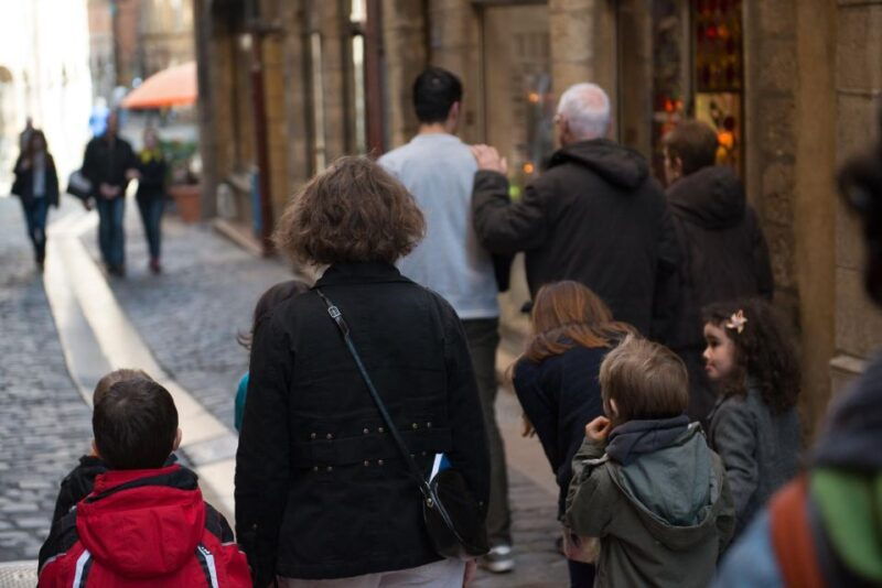 storytelling-tour-of-vieux-lyon-for-children-in-french