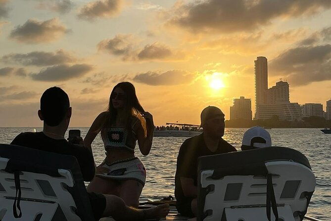 sunset-deluxe-experience-of-cartagena-bay