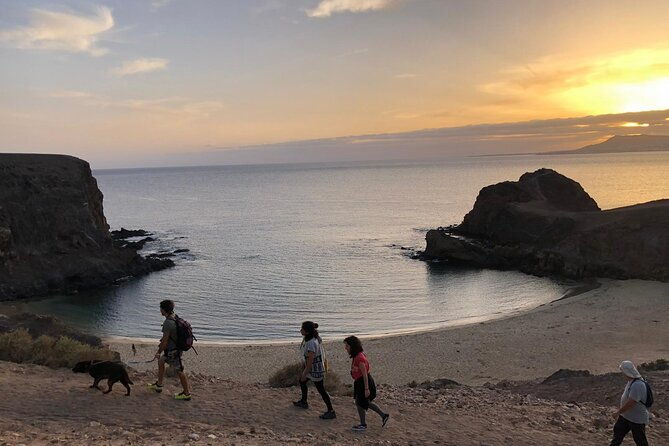 sunset-playa-mujeres-or-volcan-del-cuervo-connectflow-yoga-practice