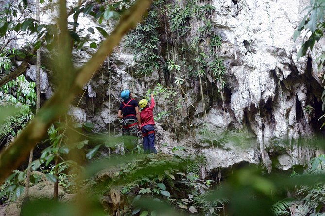 super-camping-overnight-cave-adventure-at-ian-andersons-caves-branch-lodge