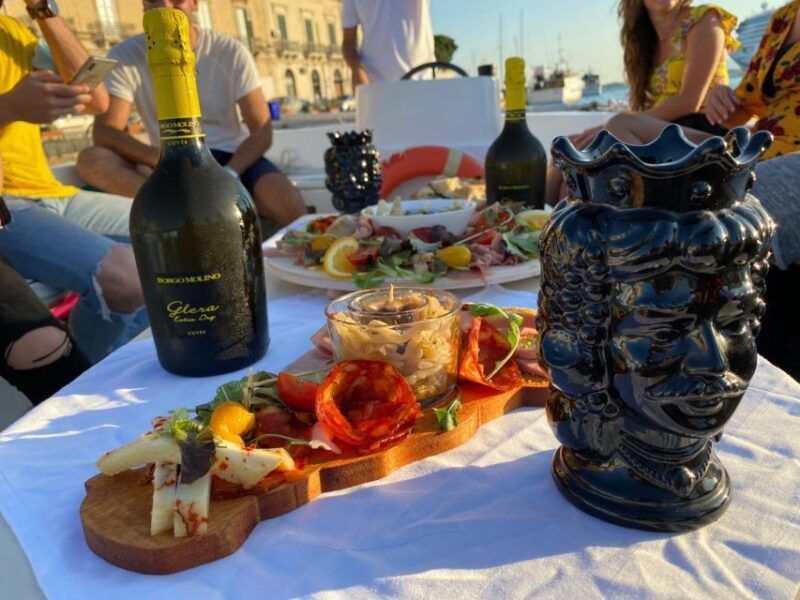 syracuse-boat-tour-with-aperitif