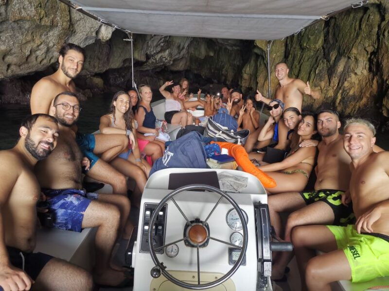 syracuse-ortigia-boat-tour-marine-grottos-fruit-prosecco