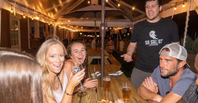 tampa-terrors-spirits-spirits-haunted-pub-crawl-2