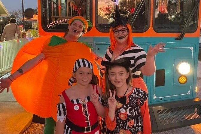 the-boomobile-trolley-45-minutes-of-family-halloween-fun