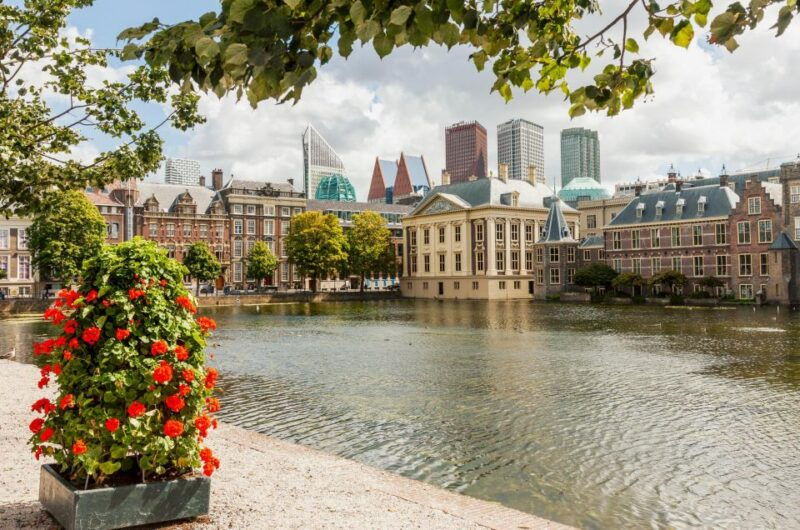 the-hague-express-walk-with-a-local-in-60-minutes