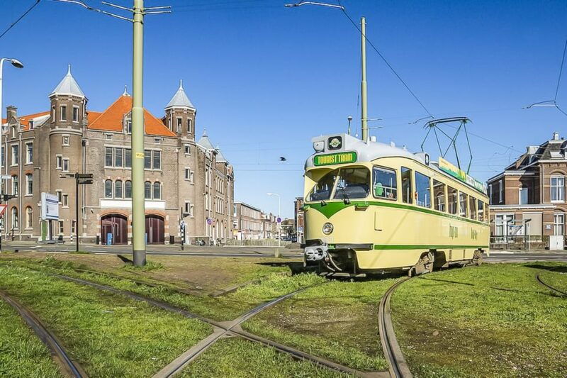 the-hague-hop-on-hop-off-old-fashioned-heritage-tram-tour