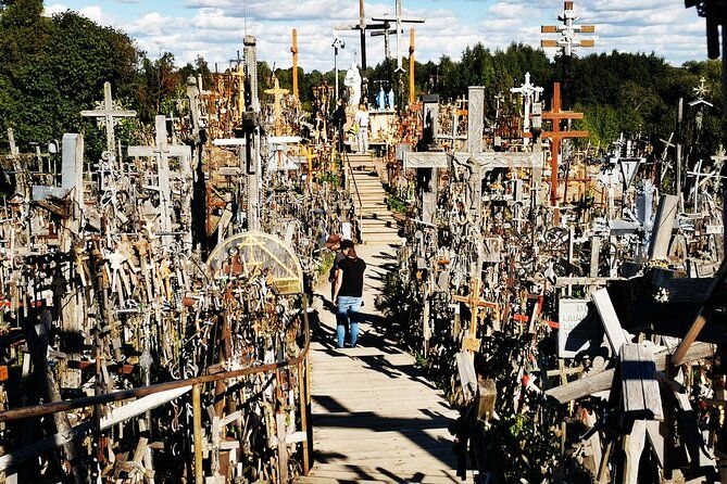 the-hill-of-crosses-lt-the-easiest-way-from-riga