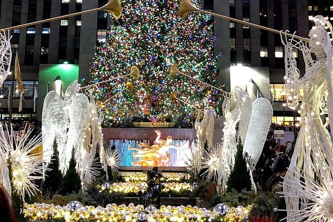 the-magic-of-christmas-in-new-york-private-walking-tour