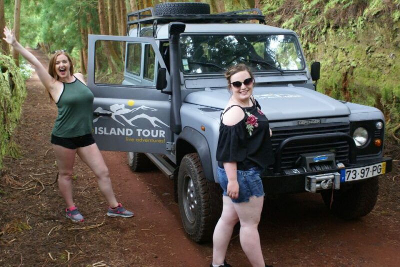 third-island-4x4-land-rover-tour-with-traditional-lunch