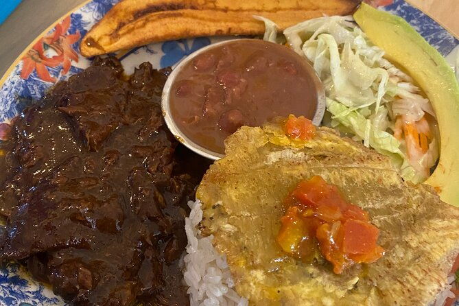 tour-and-knowledge-of-colombian-street-local-food