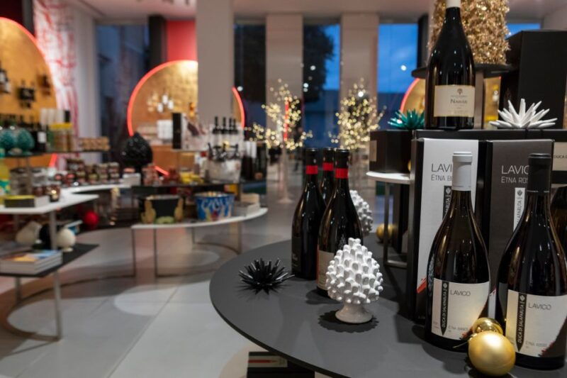 tour-and-wine-tasting-at-duca-di-salaparuta-winery