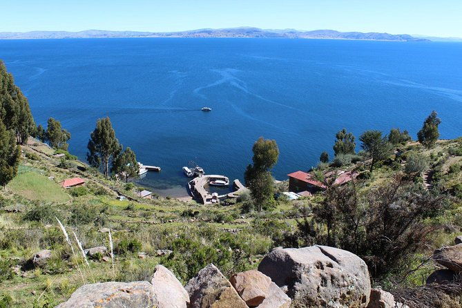 tour-uros-islands-amantani-and-taquile-2days