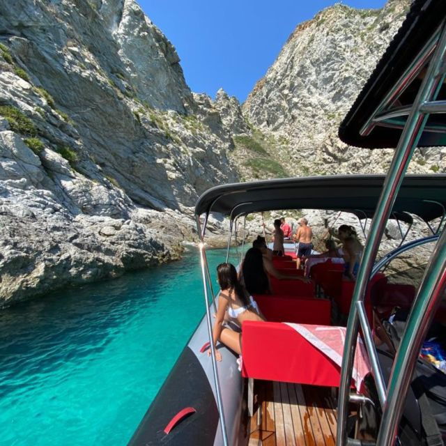 tropea-snorkeling-excursion-in-a-rubber-dinghy