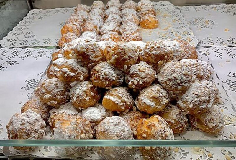 ultimate-tastes-and-tales-tour-pastries-stories-flavors