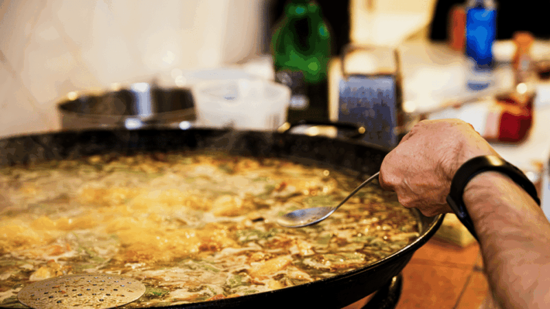 valencia-cook-your-paella-with-purchase-at-russafa-market