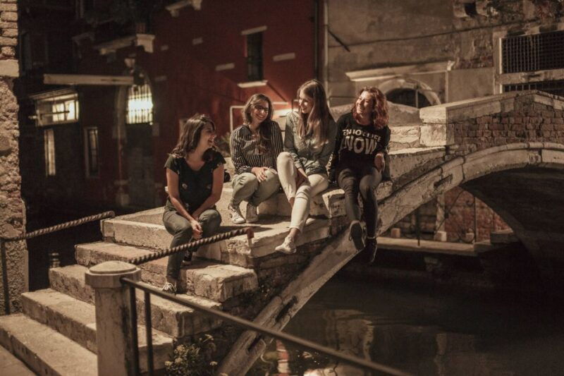 venice-private-evening-tour-w-drinks-bites-in-cannaregio