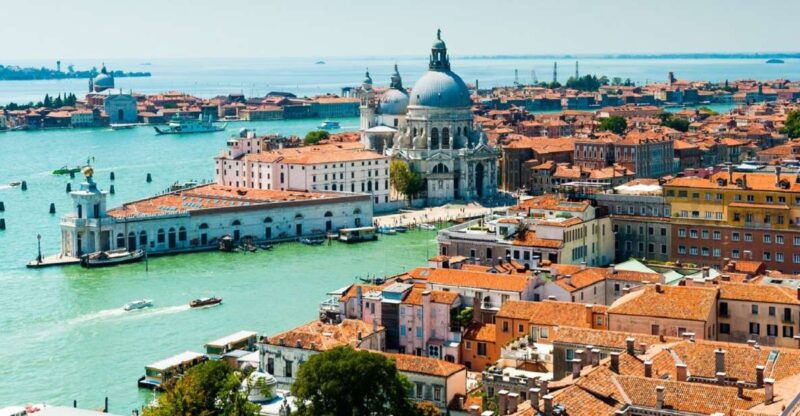 venice-private-walking-tour-doges-palace-and-gondola-ride