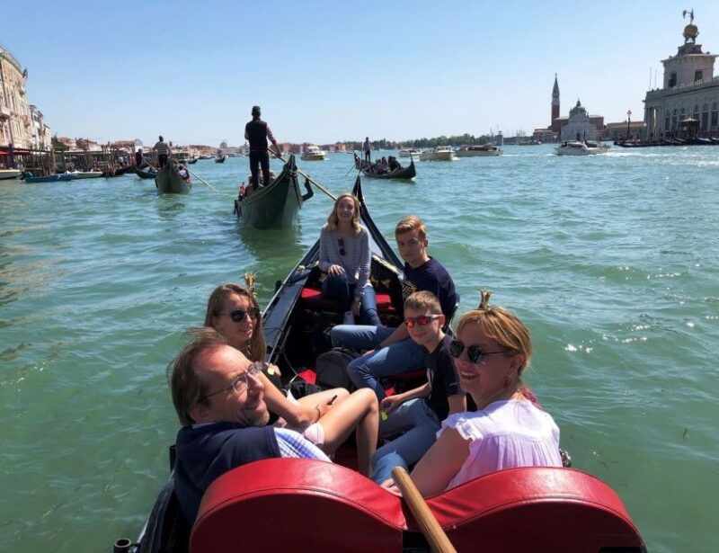 venice-st-marks-basilica-and-gondola-combo-tour