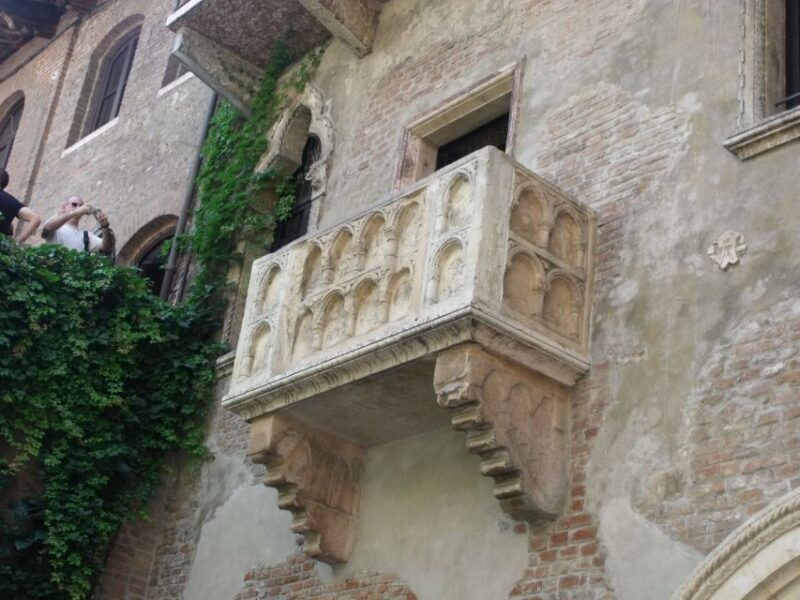 verona-sightseeing-and-heritage-tour
