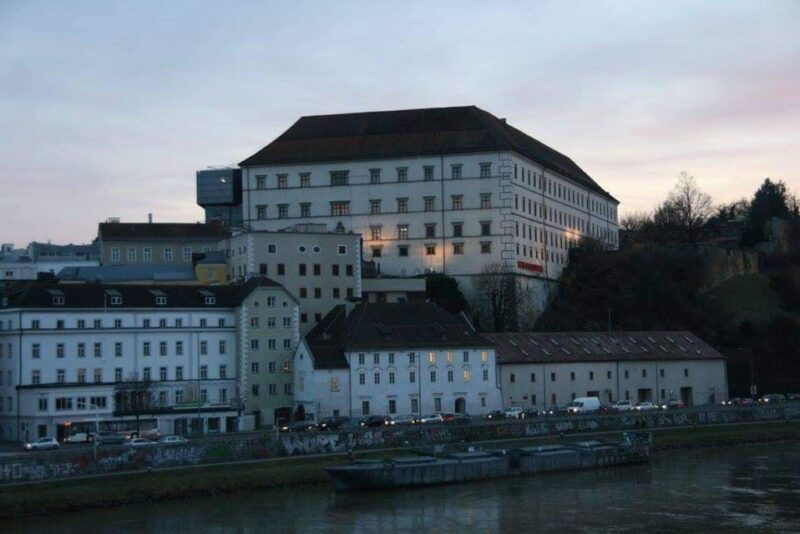 vienna-private-tour-mauthausen-and-linz-2