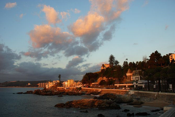 vina-del-mar-and-valparaiso-stopover-tour-from-santiago-international-airport