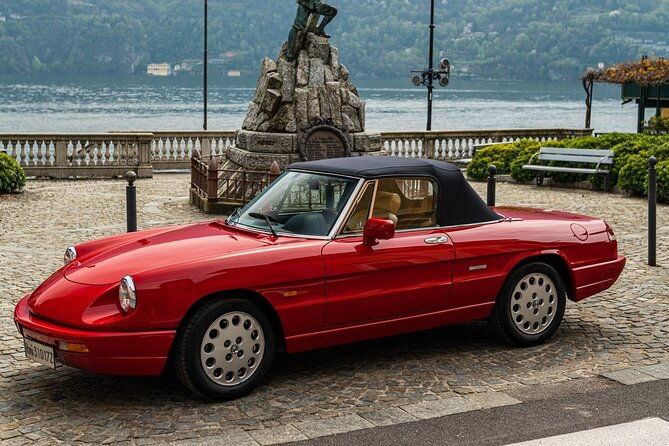 vintage-car-rental-on-the-lake-for-a-day