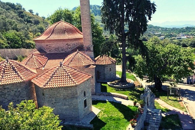 visit-the-mosque-of-gjin-aleksi-and-the-islamic-complex-of-xhermehalla