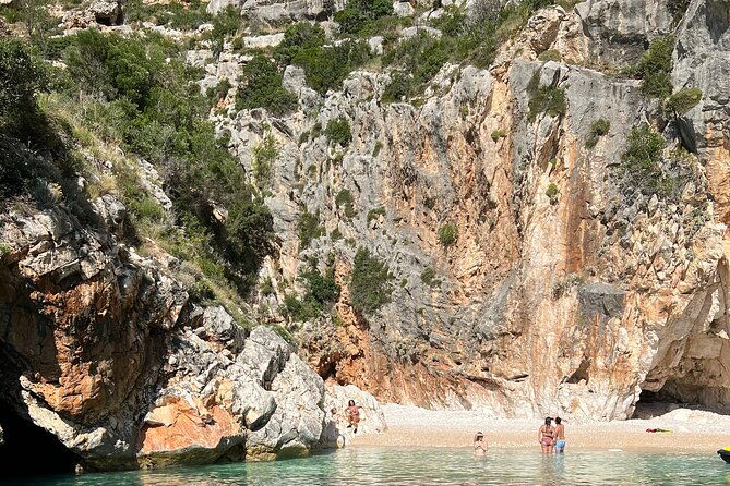 vlore-full-day-guided-tour-to-grama-bay-and-marine-park