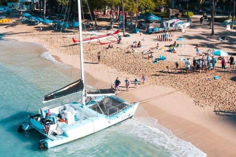 waikiki-beach-turtle-snorkeling-and-sailing-on-hawea