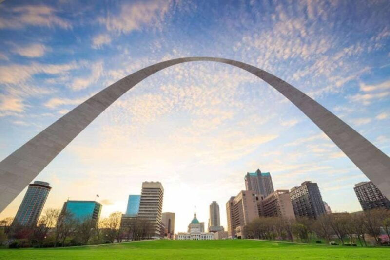 walking-tour-of-the-saint-louis-fascinating-history-2