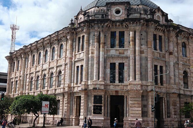 walking-tour-through-the-historic-center-of-cuenca