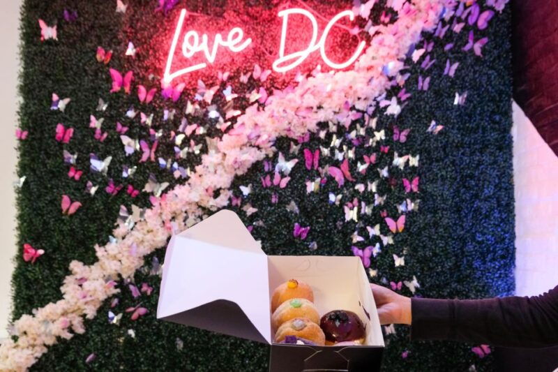 washington-d-c-guided-delicious-donut-tour-with-tastings