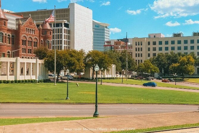 welcome-to-dallas-private-half-day-walking-tour