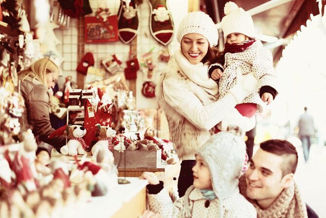winter-wonderland-walk-buffalos-festive-highlights