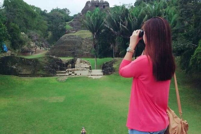 xunantunich-cave-tubing-or-kayaking-viv