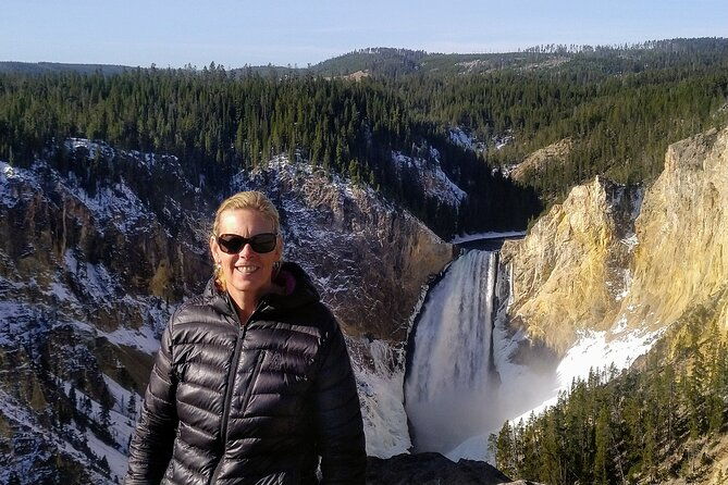 yellowstone-national-park-2-day-tour-upper-and-lower-loop