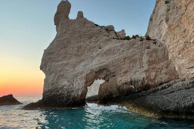 zakynthos-shipwreck-beach-with-blue-caves-land-and-sea-tour