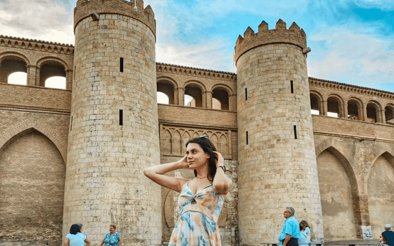 zaragoza-complete-tour-one-thousand-and-one-nights-experience-with-dinner