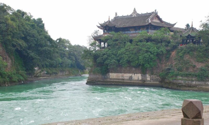 1-day-mount-qingcheng-and-dujiangyan-irrigation-system-tour
