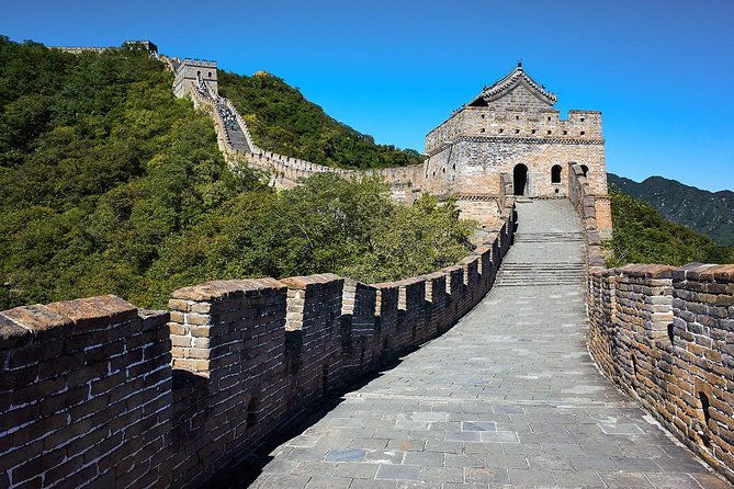 11-Day Private China Tour: Beijing, Lhasa, Xi'an and Shanghai - The Great Wall and More: Day 3 Adventures