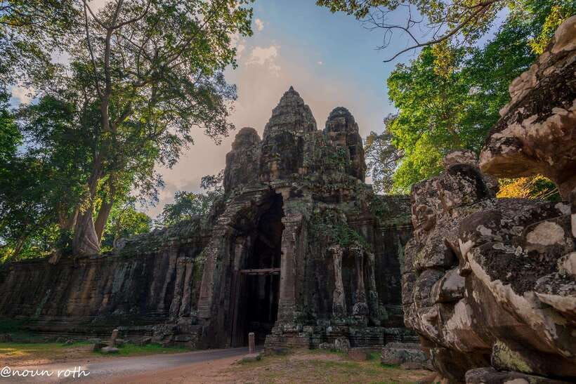 2-day-angkor-wat-banteay-srei-floating-village-k-pluk